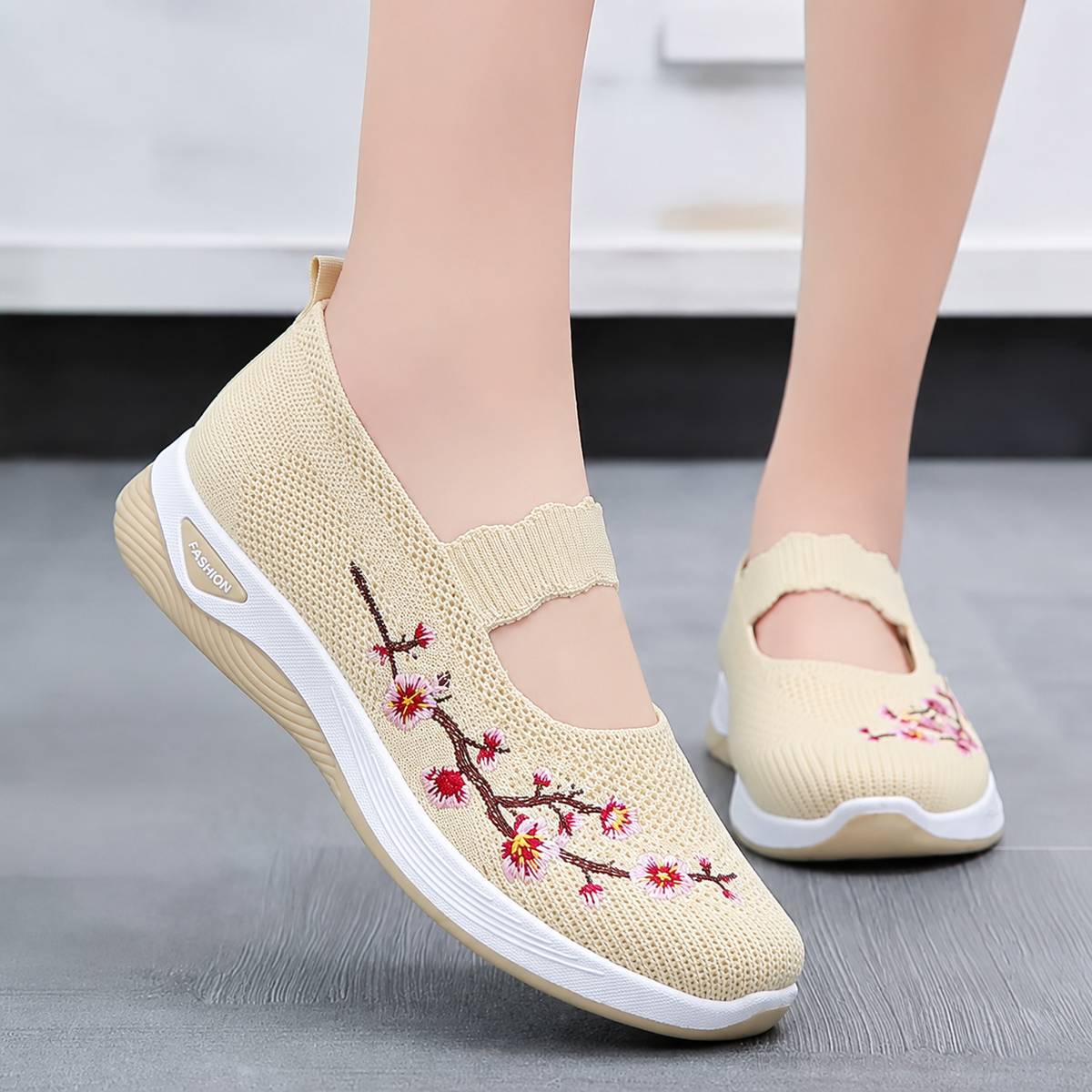ROUSSEL PARIS | BASKETS FLORALE EMBROIDÉES POUR FEMMES