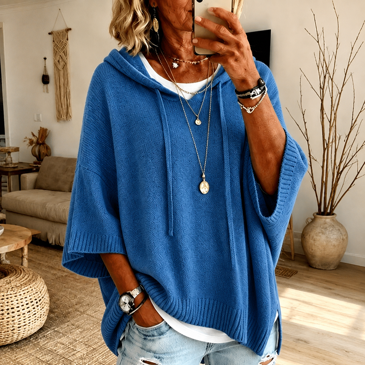 Amelie – Pull poncho bleu douillet