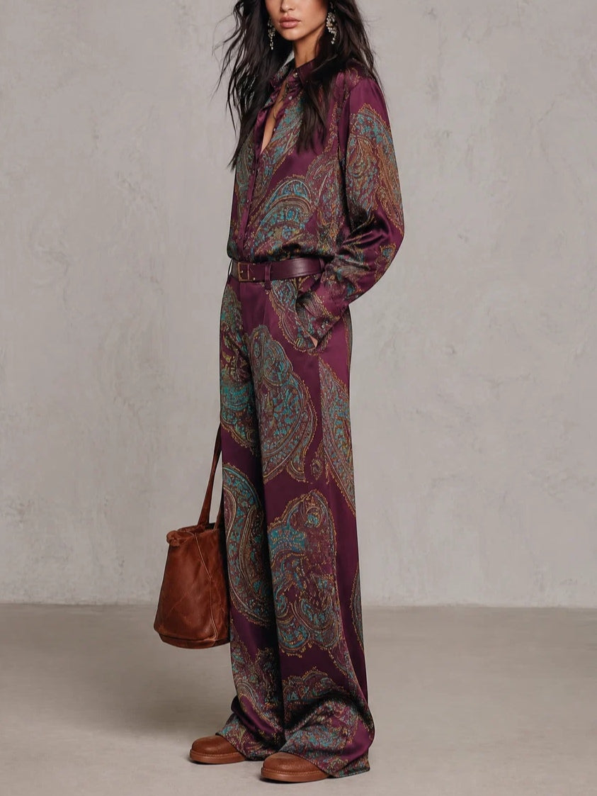 Ensemble chemise satinée à manches longues et pantalon à jambes larges à imprimé cachemire bordeaux-violet (avec ceinture)